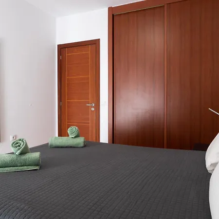 Ocean View - 300mbps Wifi Fiber, Smarttv Apartment *